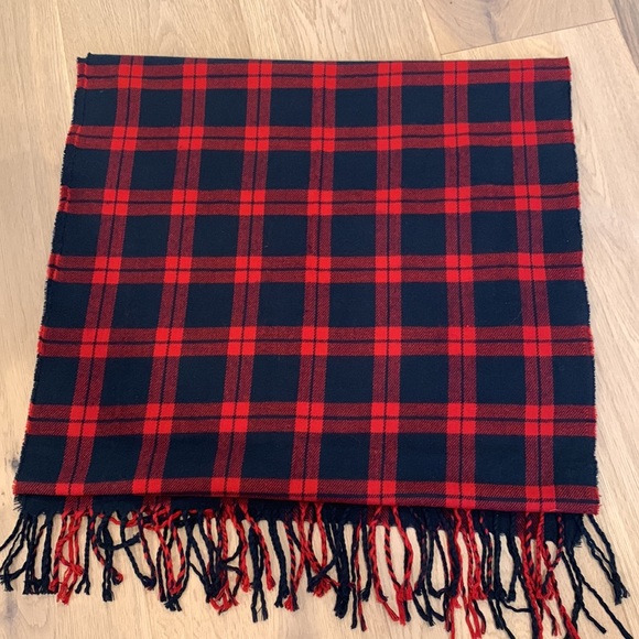 Red & Navy Plaid Flannel Scarf - Picture 4 of 4